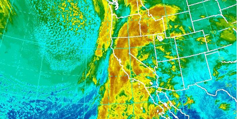 Imagen de satélite de la potente tormenta en el Pacífico que afecta desde Hawái a California y que ha arrojado intensas lluvias en gran parte del estado. (AP)