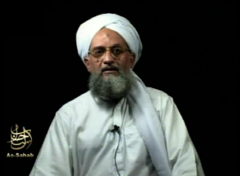 Imagen del líder de Al Qaeda Ayman al-Zawahri en un vídeo tomado en algún lugar desconocido.
