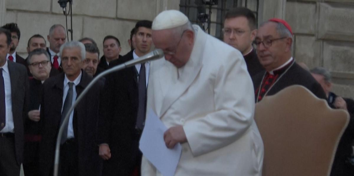 ¿Por qué el papa Francisco rompió en llanto en su discurso en España?