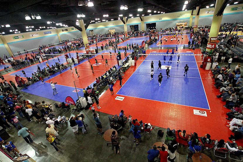La medida impactará directamente los torneos de voleibol y baloncesto que se celebran en el Centro de Convenciones con tres y cuatro partidos por día para algunos equipos. (Archivo / GFR Media)