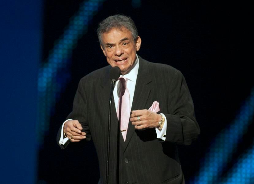 José José durante la ceremonia de los Premios Billboard de la Música Mexicana en Los Ángeles. (AP/J. Emilio Flores)