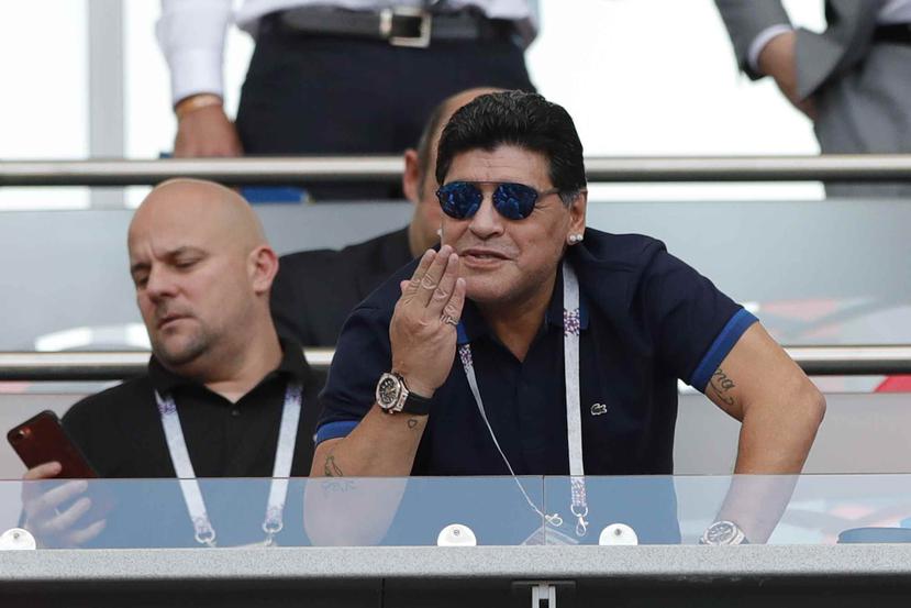 La FIFA había tolerado previos incidentes de Maradona en Rusia. (AP)