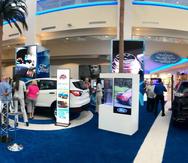 En el exhibidor se presentan diferentes dinámicas interactivas, como una aplicación de realidad aumentada para que el público descubra las funcionalidades de diseño y tecnología de los vehículos Ford.