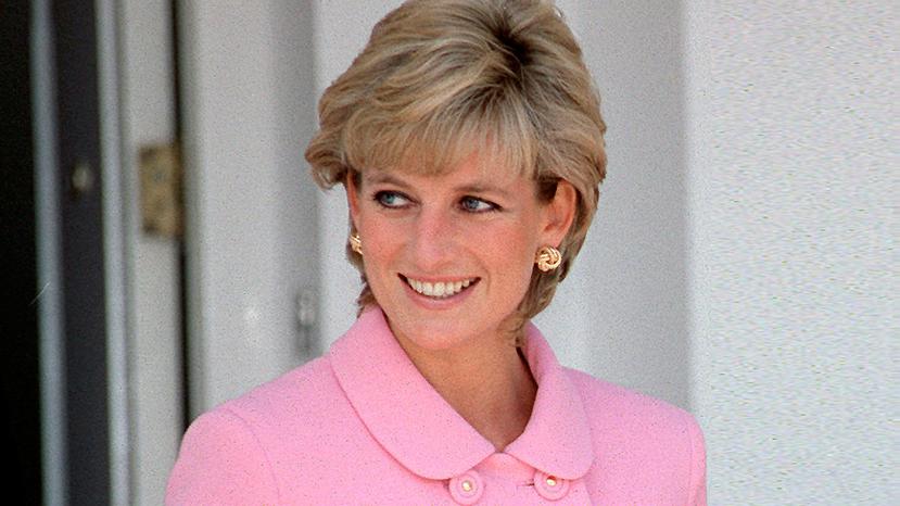 Durante una de las entrevistas que realizó Diana después de su divorcio, declaró que el logo de la firma francesa no le traía buenos recuerdos.