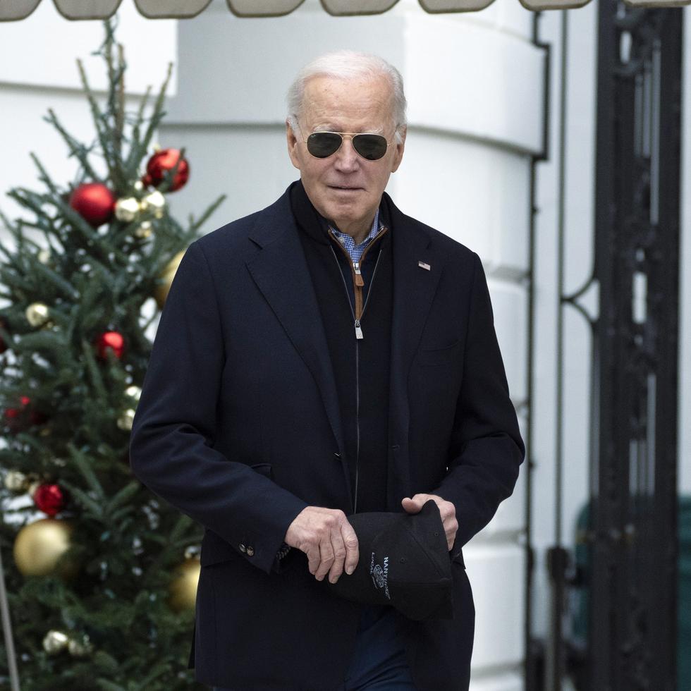 Biden, quien pasa la Navidad en el retiro presidencial de Campo David, Maryland, fue informado sobre el ataque del lunes y le pidió opciones al Pentágono.