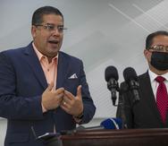 Los presidentes de Cámara de Representantes y Senado, Rafael “Tatito” Hernández Montañez (izq) y José Luis Dalmau Santiago.