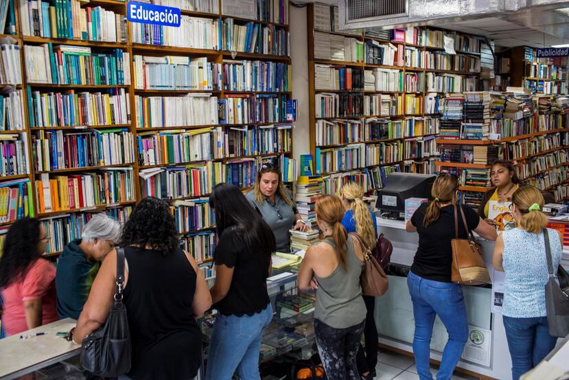 Norberto González, dueño de la librería que lleva su nombre en Río Piedras, estimó entre un 12% a 15% la caída en ventas en su librería en esta temporada del “back to school”.