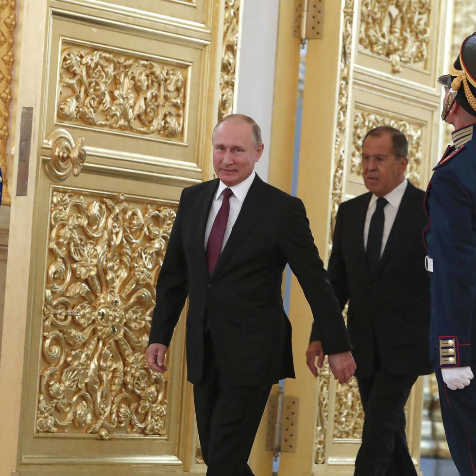 El presidente ruso Vladimir Putin y el ministro de Exteriores Sergei Lavrov fueron objeto de nuevas sanciones por parte de Estados Unidos, la Unión Europea y Canadá.