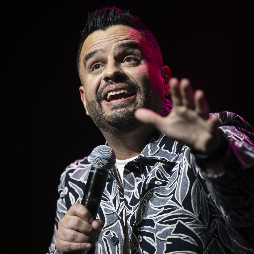 Josué Comedy hizo historia en la comedia familiar al llenar "sold out" el Coliseo de Puerto Rico con su espectáculo "De Lares pal Choli - Soy un Papá Fresita”.