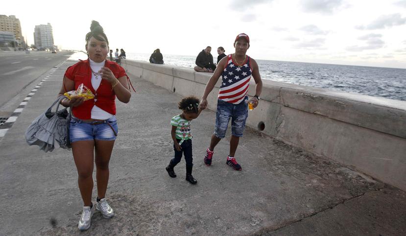 Según datos de Washington, la reducción de inmigrantes cubanos interceptados en el mar ha sido del 71 % en este último año, y de los detenidos en las fronteras terrestres del 64 %. (EFE)