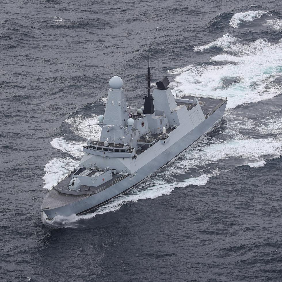 La Marina británica alertó, el sábado, de dos nuevos “incidentes” cerca del estrecho de Bab al Mandeb, que conecta el mar Rojo con el golfo de Adén.