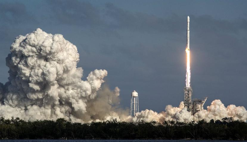 El Falcon Heavy es la nave más potente de la compañía aeroespacial liderada por Elon Musk (EFE).