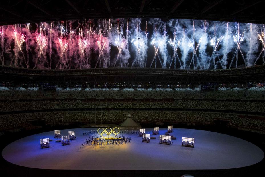 La ceremonia se realizó ante un Estadio Nacional vacío.