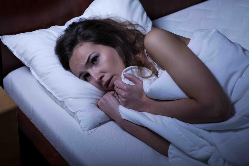 Cuando una persona sufre de ansiedad, esta le puede causar un disturbio del sueño, enviando alarmas que pueden ser intensas, frecuentes y continuas. (Shutterstock)