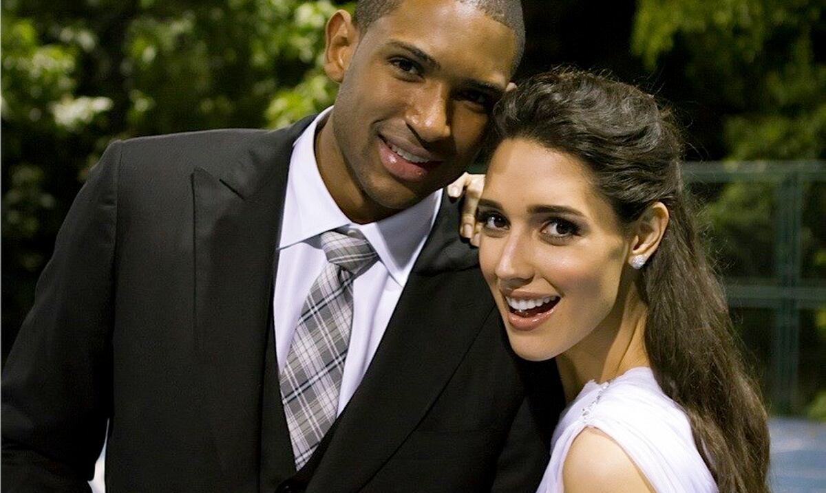 Amelia Vega will be another mother