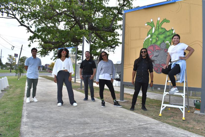 Los artistas Marcos Daniel Cruz, Rachel Smith, Melanie González, Gabriel Salvá, Pseudomero e Ivana Tarraza fueron los artistas seleccionados para el prpoyecto "Arte Público en la Cambija" en Bayamón.
