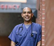 Jon Santiago es médico de emergencias en el Boston Medical Center.