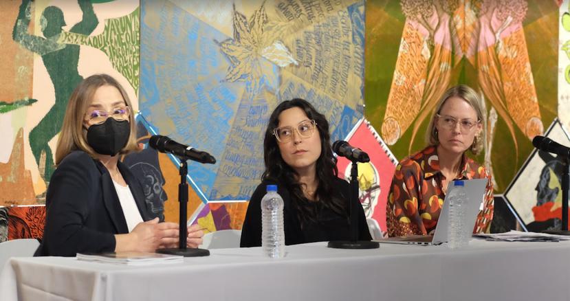 Iraida Rodríguez-Negrón, Bianca Ortiz Declet y Cheryl Hartup, del Museo de Arte de Ponce, durante su participación en el evento Engage 2022 en el National Museum of Puerto Rican Arts and Culture en Chicago el 14 de septiembre de 2022.