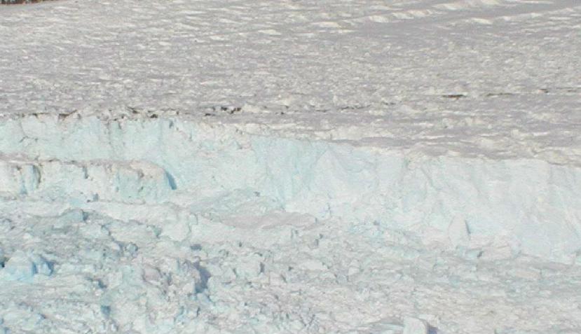 Los investigadores señalan que la fusión medida por el estudio no implica que la plataforma de hielo esté actualmente inestable (EFE).
