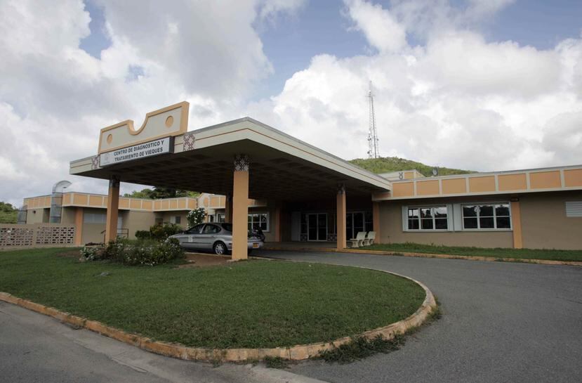 El Centro de Diagnóstico y Tratamiento (CDT) Susana Centeno en Vieques, que permanece cerrado desde el impacto del huracán María en septiembre de 2017, es una de las estructuras en espera de reparación bajo los procesos de la Sección 428. (GFR Media)