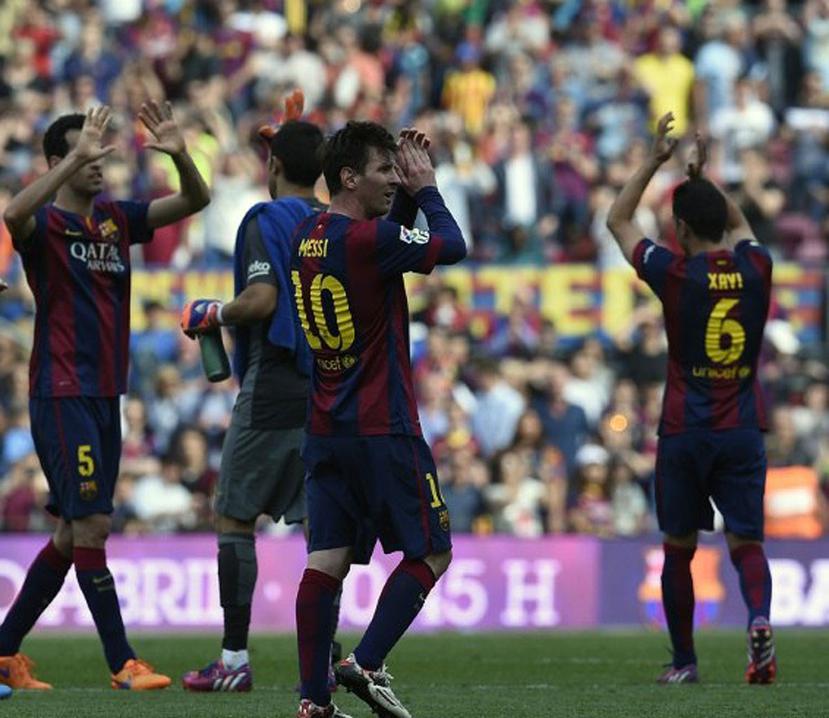 Barcelona continúa líder de la liga. (AFP)