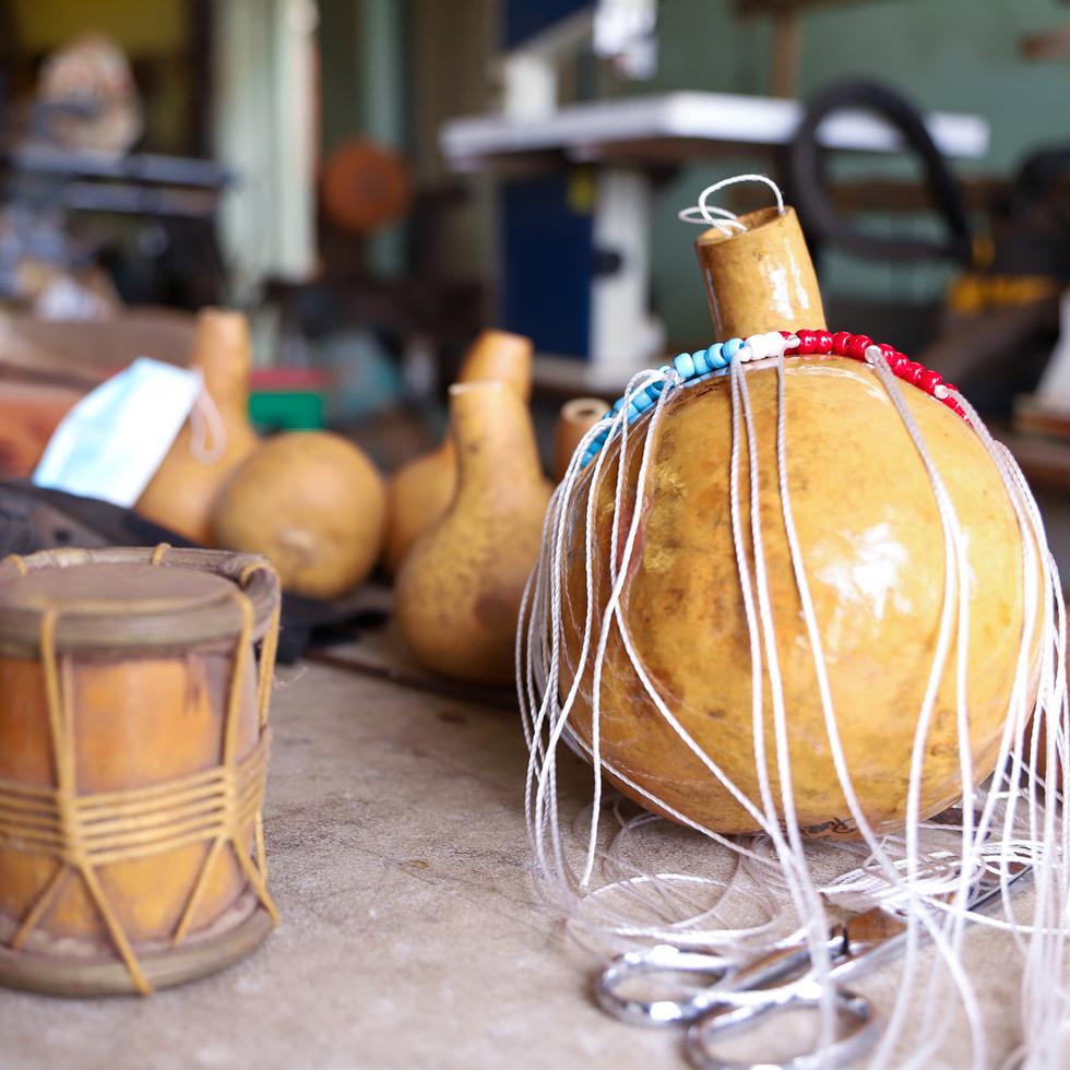 Instrumentos de percusión confeccionados por artesanos del pueblo de Canóvanas.
Foto por/ Stephanie Rojas especial GFR Media