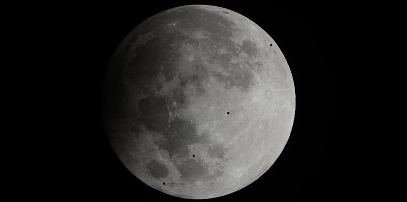 El curioso objeto redondo se desplazó lentamente frente a la Luna, permitiendo captarlo en cuatro ocasiones frente a nuestro satélite natural. (Suministrada / Luis G. Verdiales)