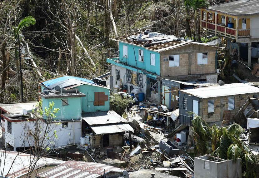 Residencias en San Lorenzo luego del paso del huracán María en octubre de 2017.