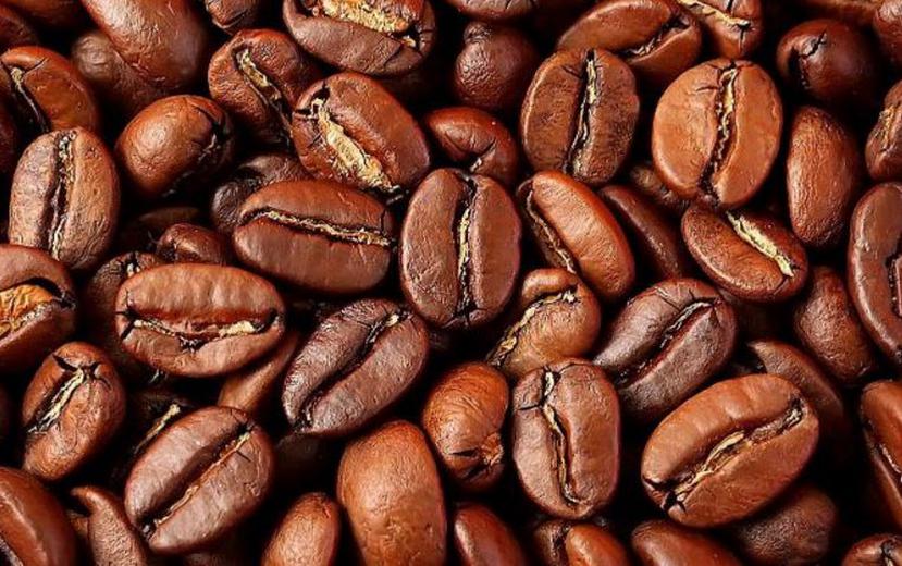 En su demanda, Puerto Rico Coffee Roasters adujo que mientras la agencia le vendió el café importado en la proporción y precio establecidos por orden administrativa, ciertos torrefactores recibieron un trato distinto y más beneficioso.