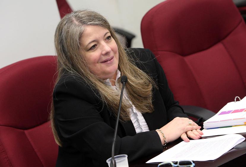 Iraelia Pernas, presidenta de Acodese, advirtió que los seguros de líneas excedentes limitarían los derechos de los consumidores. (GFR Media)