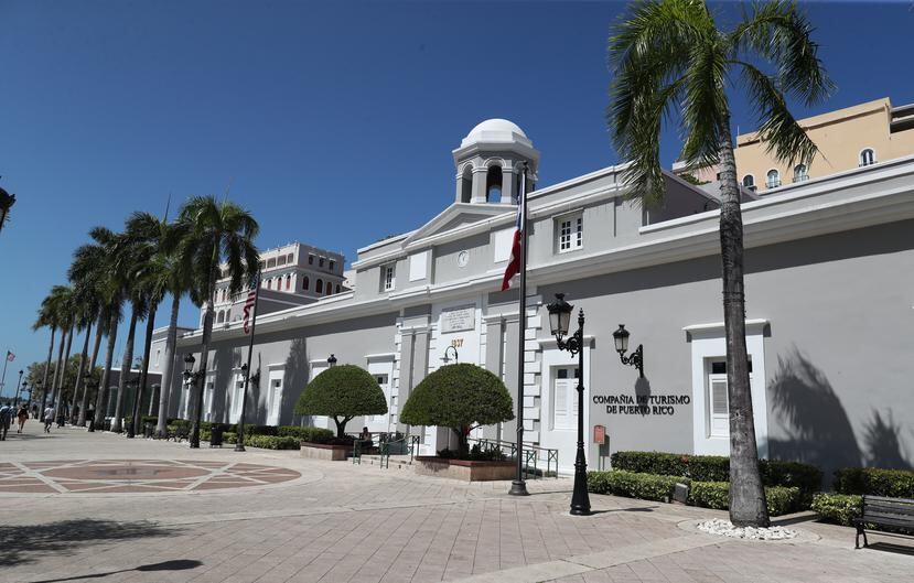 La Compañía de Turismo de Puerto Rico, cuya sede está en el Paseo de la Princesa en el Viejo San Juan, maneja fondos de entre $500 a $800 en su “petty cash”.