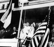 El Estado Libre Asociado (ELA) se adoptó el 25 de julio de 1952 bajo la dirección del gobernador Luis Muñoz Marín. Hoy el ELA cumple 65 años de inaugurado,  exactamente 54 años después de la invasión norteamericana.