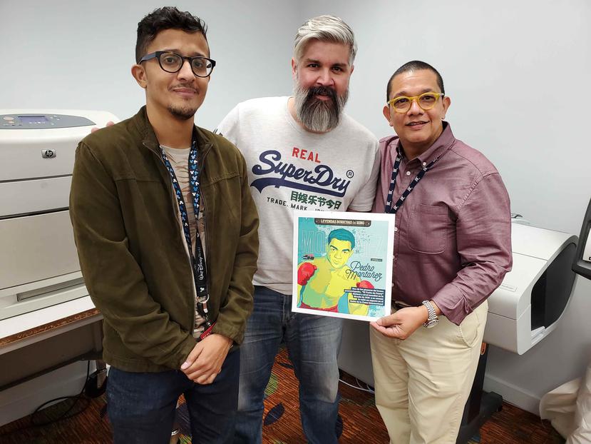 De izquierda a derecha, Jonathan Rodríguez, editor gráfico; Ángel Diaz, Ilustrador de portada; y Orlando Campero, Director Gráfico y Visual de GFR Media.