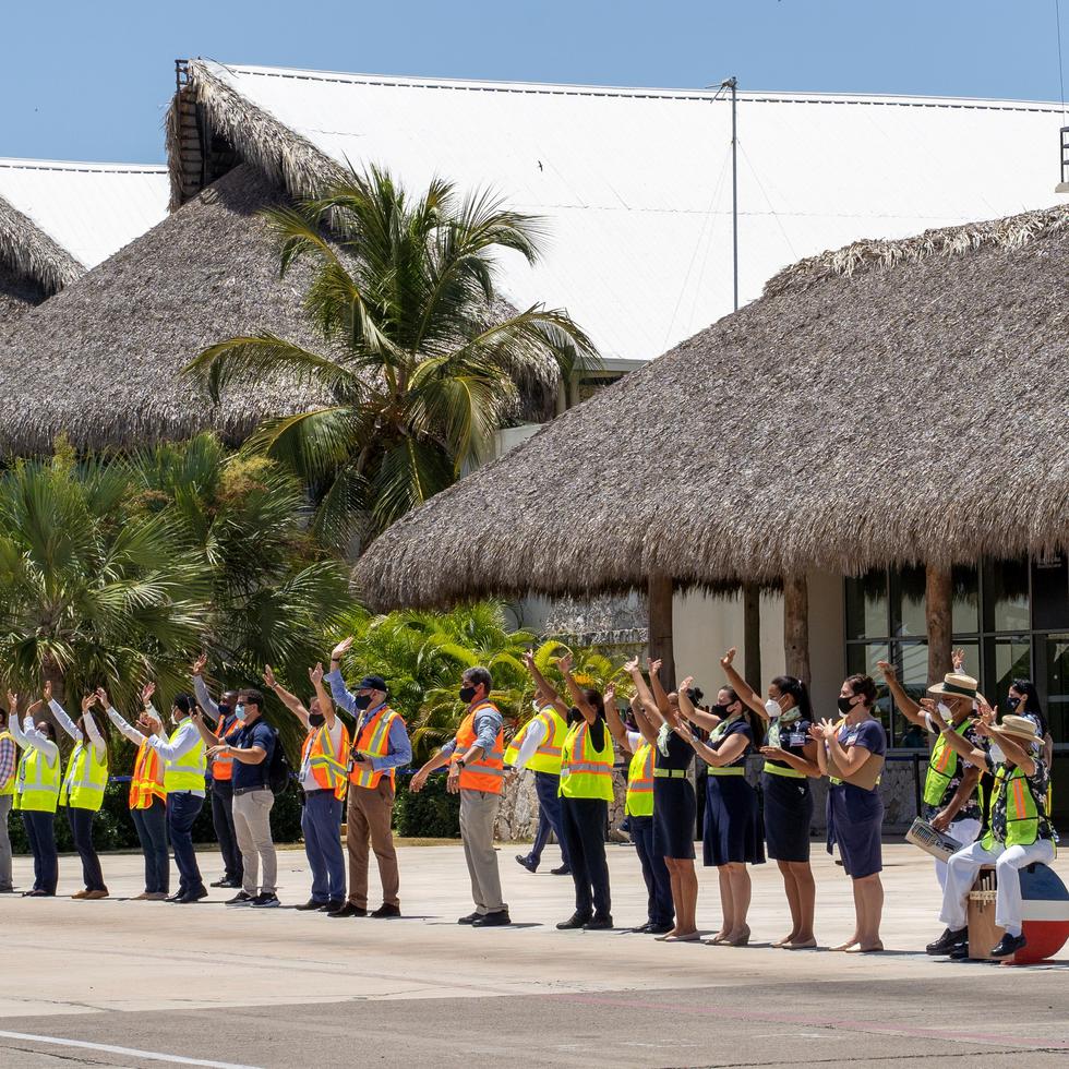 La región turística de Punta Cana podrá seguir operando sin tener que aplicar el estricto toque de queda que obliga a un cierre total a partir de las 5:00 p.m. durante la semana y a las 3:00 p.m. los sábados y domingo.