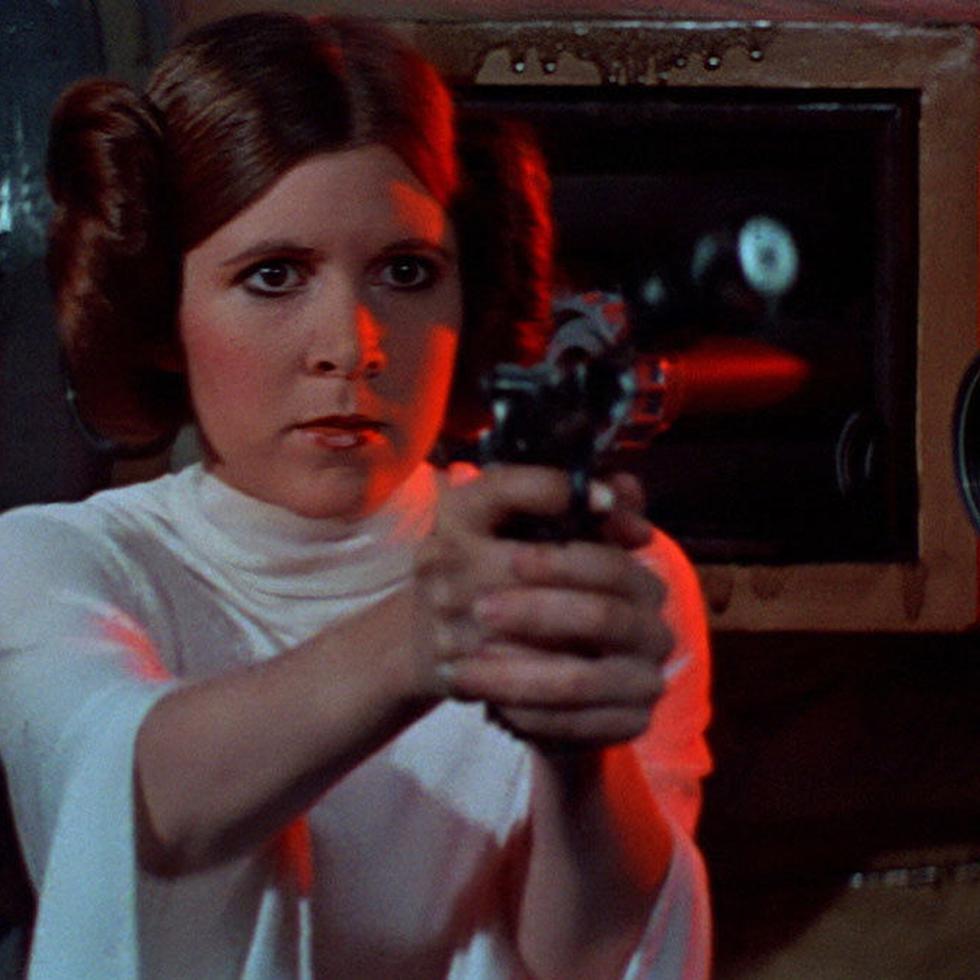 Carrie Fisher como "Princesa Leia" en la cinta "Star Wars" de 1977.
