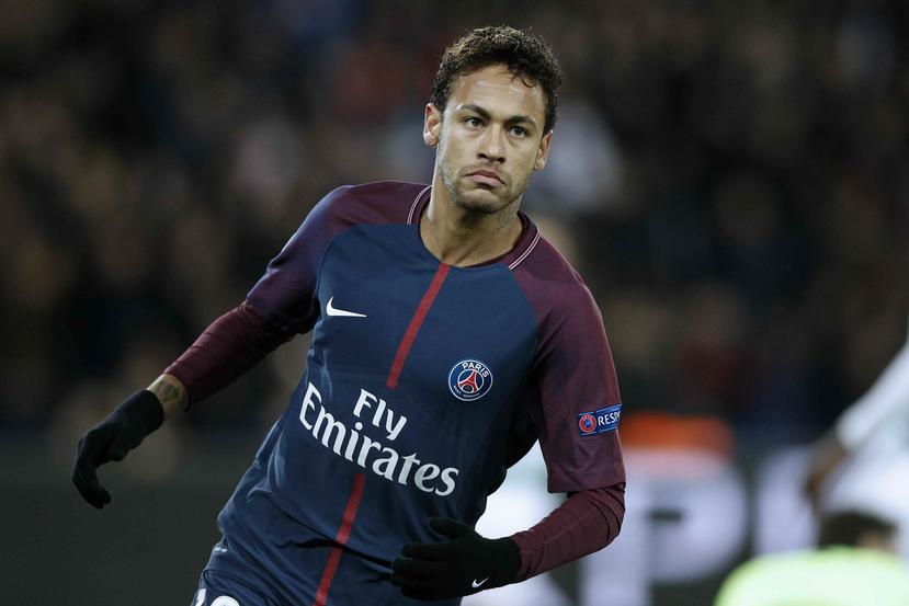 Neymar del Paris Saint-Germain reacciona tras anotar. (EFE)