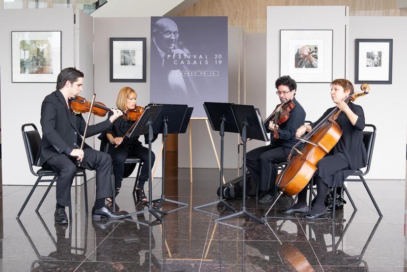 Desde la izquierda, Francisco Jiménez, asistente del Concertino; Enid Collado, Javier Martínez y Rosalyn Iannelli, músicos de la Orquesta Sinfónica. (Suministrada)