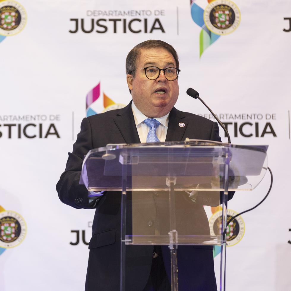 El secretario del Departamento de Justicia, Domingo Emanuelli Hernández, indicó que el CIC de Bayamón colaboró con la División de Crimen Organizado para llevar a cabo la investigación.