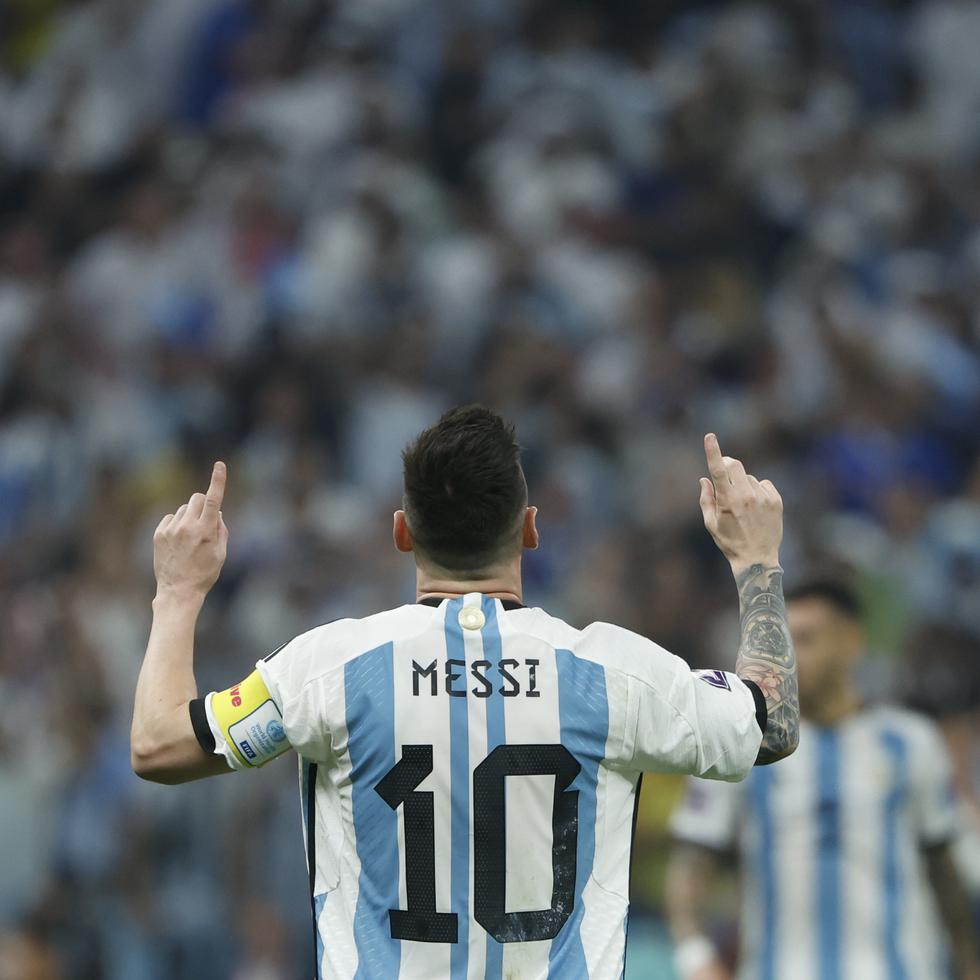 Lionel Messi celebra durante el partido del martes.