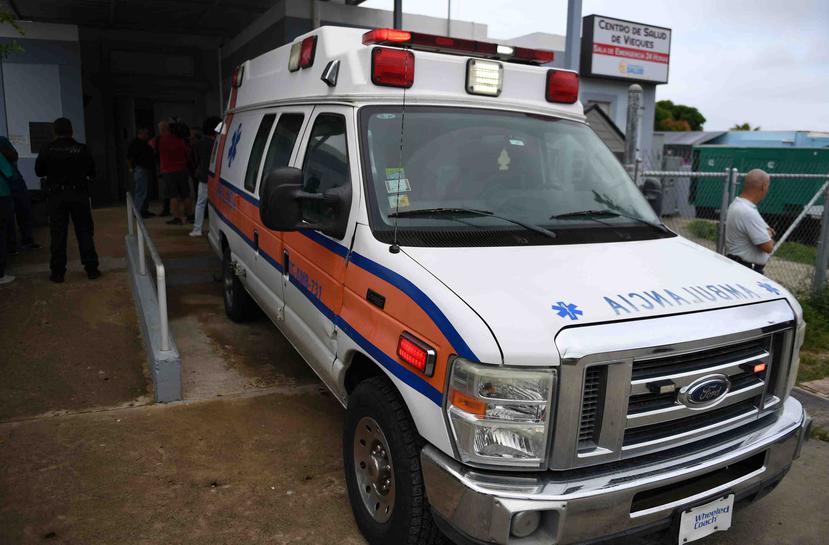 Desde el paso del huracán María, en septiembre de 2017, el hospital de Vieques, cuya estructura resultó en pérdida total, se encuentra operando desde lo que era el refugio en el barrio Las Marías.  (GFR Media)