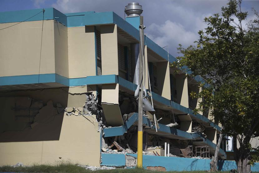 La escuela intermedia Agripina Seda, en Guánica, colapsó el martes pasado.