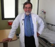 17 DE JULIO DE 2013 . SAN JUAN PUERTO RICO . ENTREVISTA AL DOCTOR FERNANDO CABANILLAS , DIRECTOR DEL CENTRO DE CANCER DEL HOSPITAL AUXILIO MUTUO. JOSE.MADERA@GFRMEDIA.COM