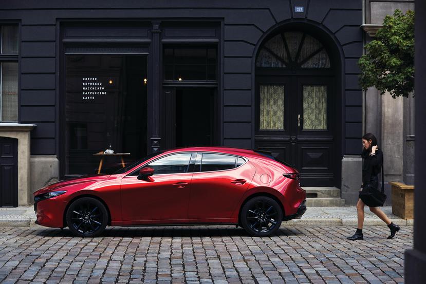 El Mazda 3 representa la primera versión comercial que lanza la marca con características hasta el momento solo presentes en modelos “premium”. (Suministrada)