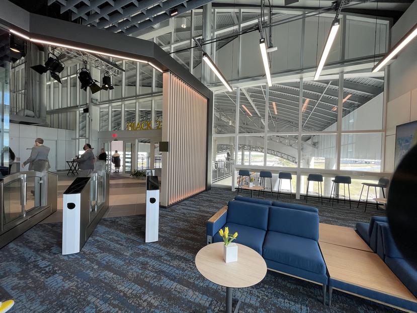 Durante la inauguración del moderno terminal del tren en el Aeropuerto Internacional de Orlando (MCO), adyacente al nuevo Terminal C, se confirmó que las tarifas empezarán en $79 por cada vía, por persona.