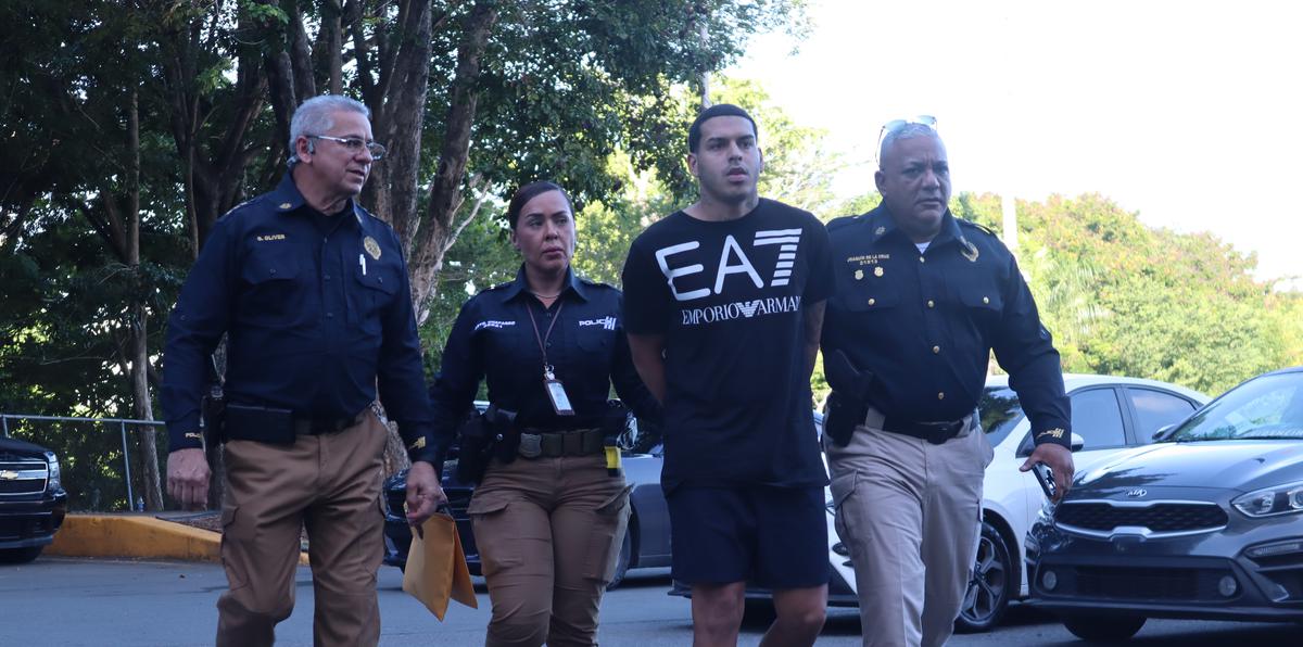 Varias personas fueron arrestadas durante la mañana del jueves 21 de septiembre, como parte de un operativo de arrestos de la Policía de Puerto Rico.