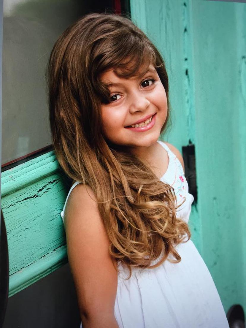 A sus casi 9 años, Mia Cabrera reside actualmente en Kansas, donde ha participado en obras musicales como “Charlotte’s Web”, “Shrek” y “Alicia en el País de las Maravillas”. (Suministrada)