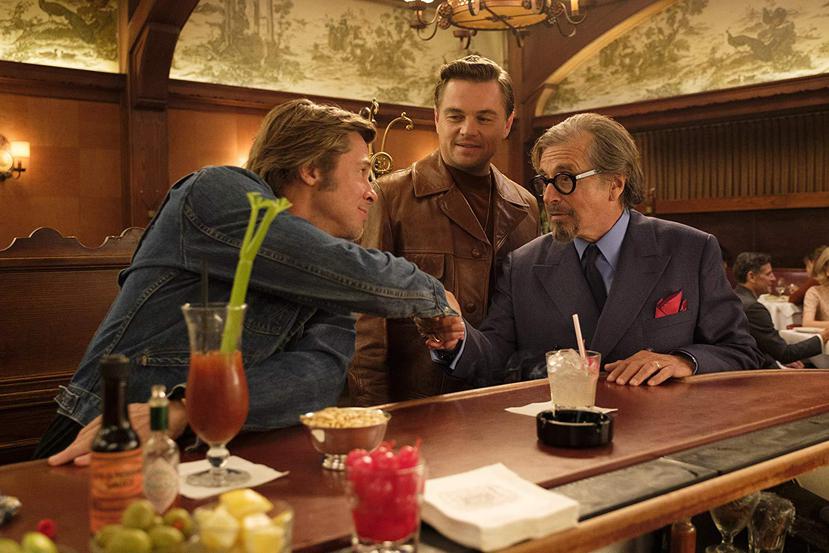 Brad Pitt, Leonardo DiCaprio y Al Pacino en una escena del filme. (Suministrada)
