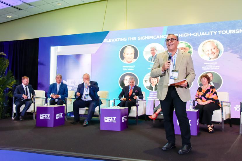 Pedro Zorrilla, principal oficial ejecutivo de GFR Media, fungió como moderador del panel Elevating the Significance of High-Quality Tourism.