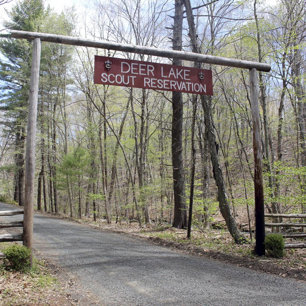 La Reserva Deer Lake en Connecticut es uno de los cientos de campamentos de los Boys Scouts que se encuentran en venta por concilios locales de la organización.