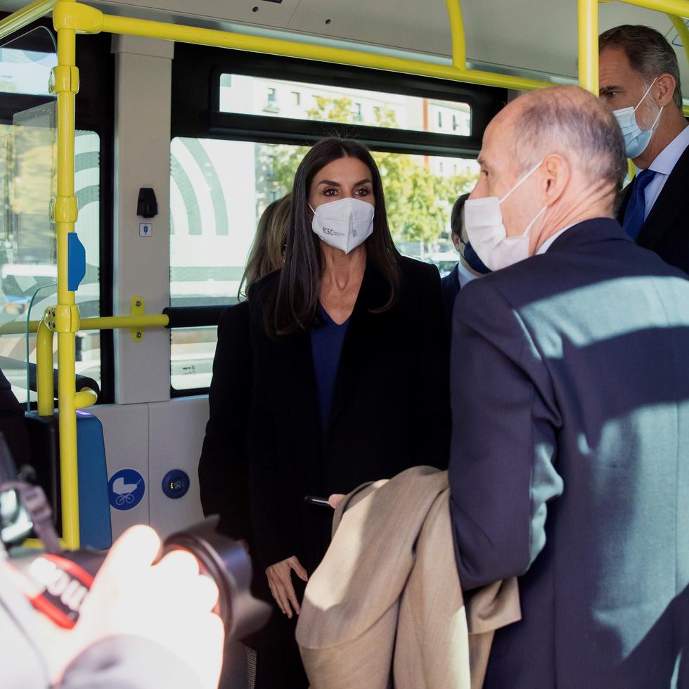 La visita sucede a la que Felipe VI hizo a Metro de Madrid en 2018 por el centenario del suburbano. (Foto: EFE)